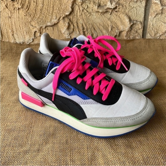 Puma FUTURE RIDER PLAY ON White Gray/Violet 373792-07 Neon Pink Size 7.5 - Picture 2 of 16